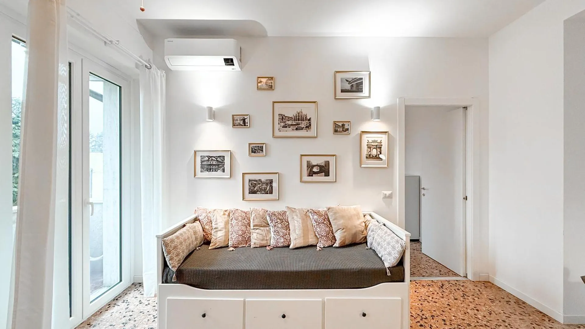 Free Park, 100M From San Siro, Derby Two-Room Apartment 밀라노 0*,